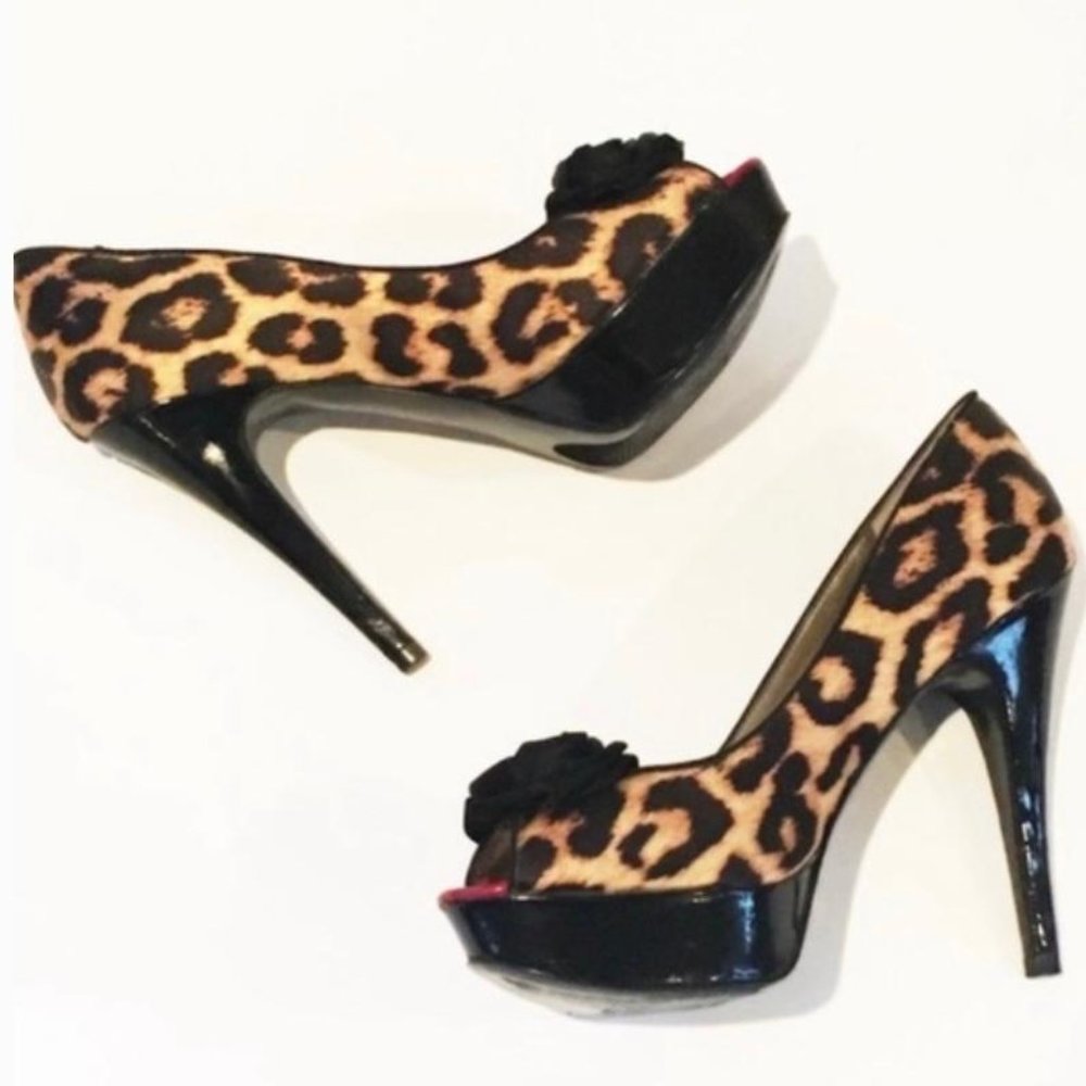 GUESS leopard print platform heels - Picture 4 of 5